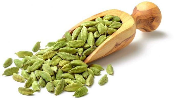 cardamom-spices-316808619-nfduw